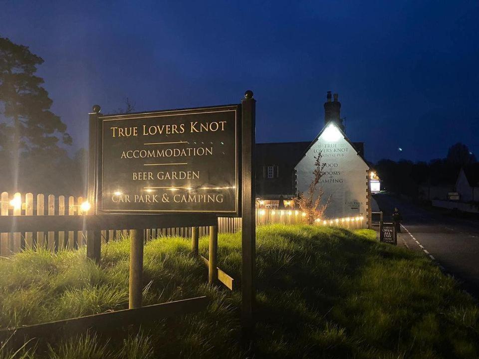 True Lovers Knot Blandford Forum Exterior photo