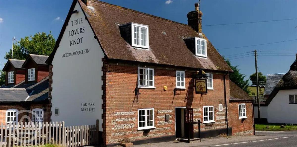 True Lovers Knot Blandford Forum Exterior photo